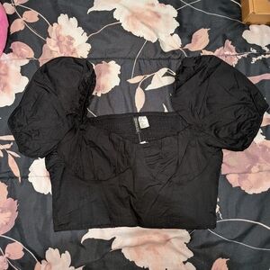 H&M Black Puffed Sleeve Crop Top Medium NWT